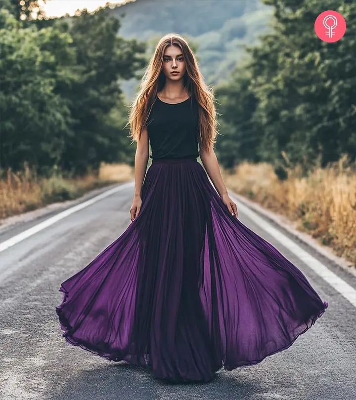 woman wearing maxi skirt