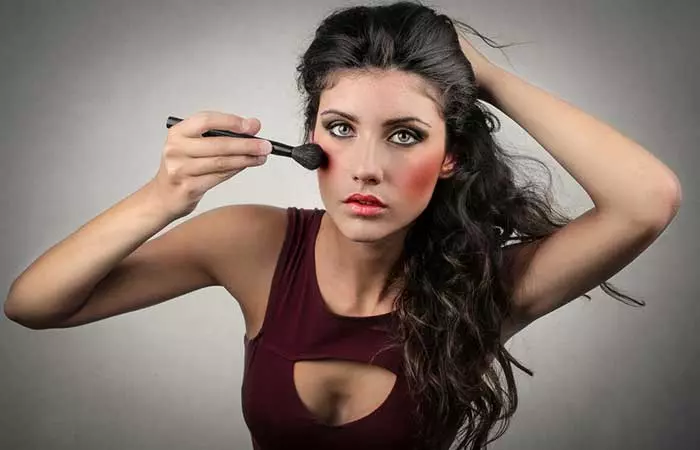 1. Dolling yourself up with too much of makeup