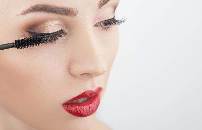 5. Getting Enviably Long Lashes