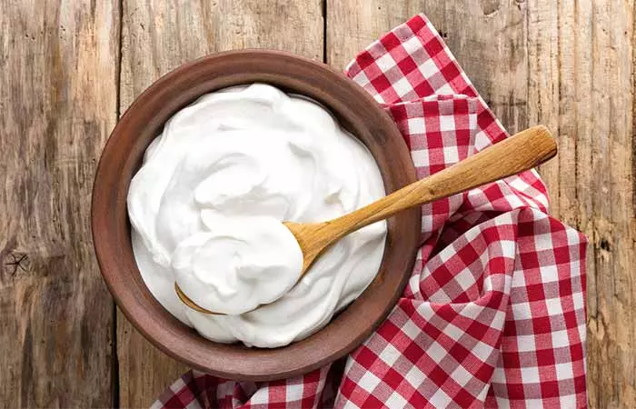 Yogurt to get relief from dry mouth