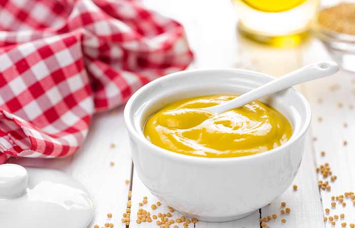 Yellow mustard to treat burns at home