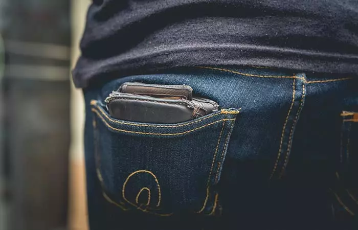 8. Posture Problem Due To Wallet Tucked Into Your Back Pocket