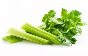 Celery to get relief from dry mouth