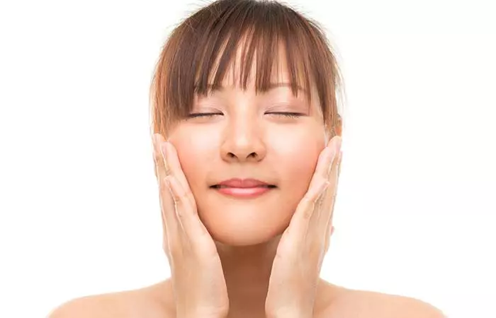 Massage to stop grinding teeth in your sleep
