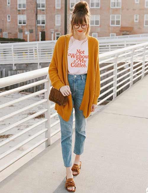 t shirt high waisted jeans