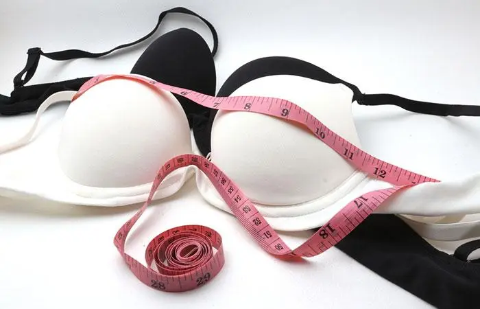  Gap Between Breasts And Cups