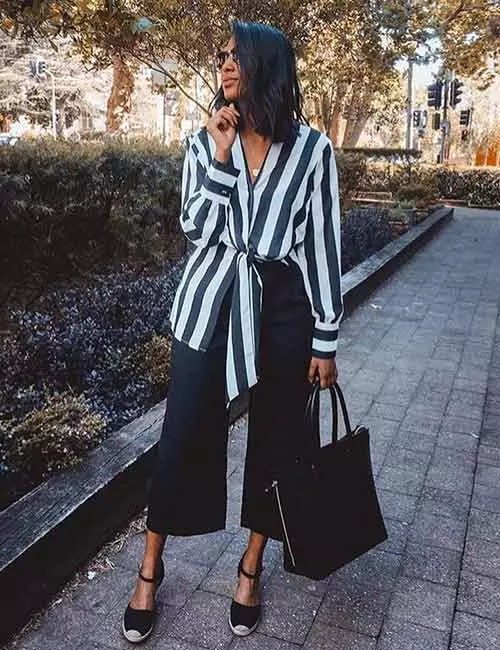 2. Jeans With Long Tees 