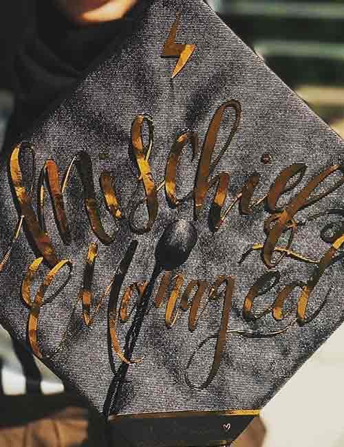 20 Best Graduation Cap Decoration Ideas