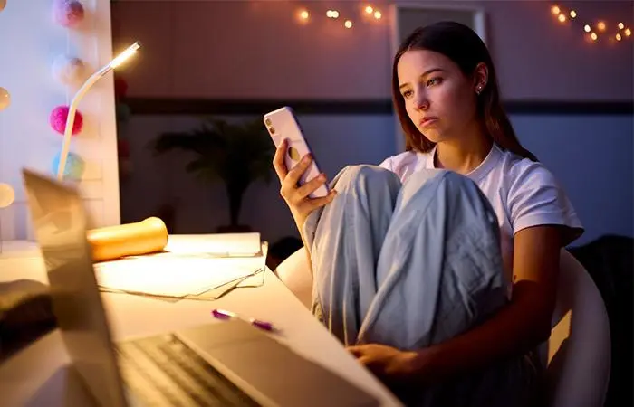 When you cut off your nose to spite your own face by Instagramming your entire outfit