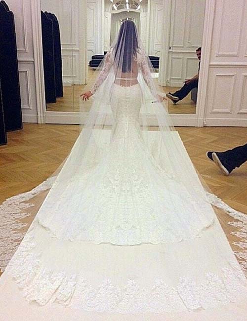Kim Kardashian Looks - Kim Kardashian’s Wedding Outfit