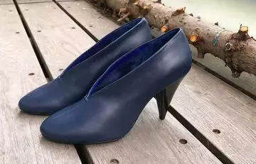 Cone heels