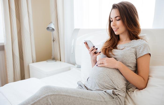 3. You start keeping a track of what vegetable your baby’s size corresponds to.