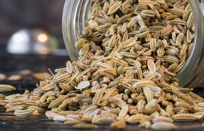 Fennel seeds for reducing body odor