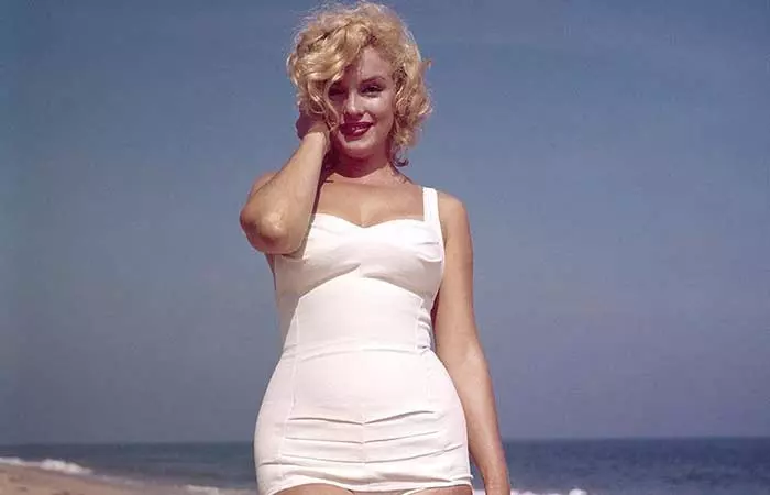 6. Her Waist-To-Hip Ratio