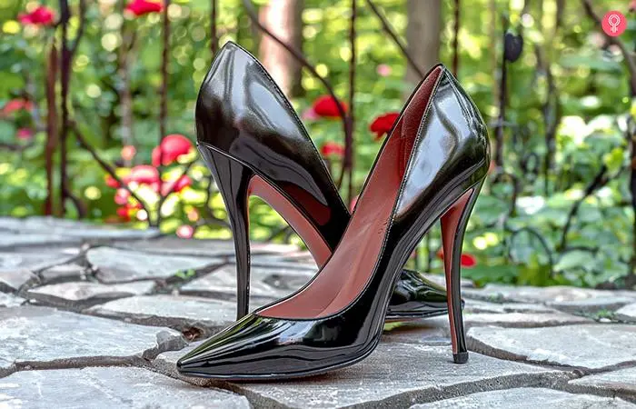 Comma heels