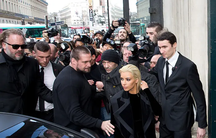 Kim Kardashian arriving at the Paris Fashion Week