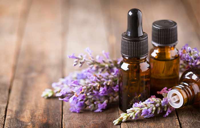 Home Remedies For Period Cramps - Lavender Oil