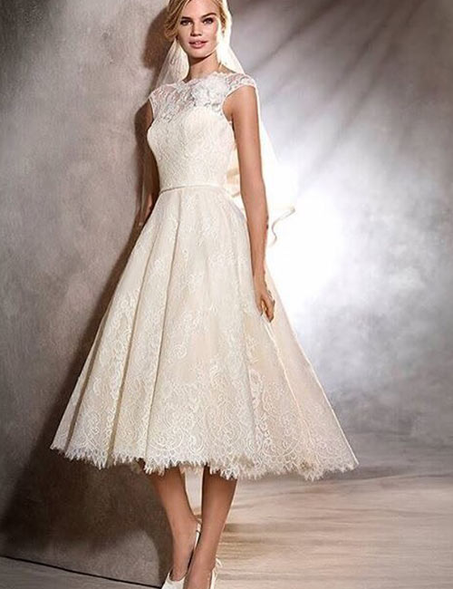 10 Unique Vintage Wedding Dresses