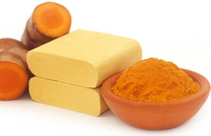 Turmeric and sandalwood to get rid of butt acne