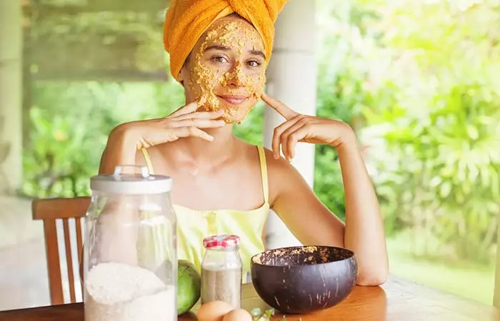 1. Carrot And Egg White Mask