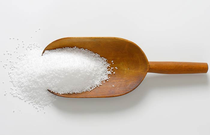 Epsom salt for cracked fingers