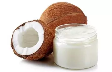 Coconut oil for cracked fingers