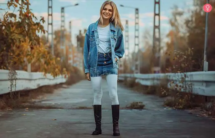 Denim skirt with leggings