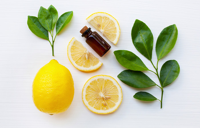 A mix of lemon juice and coconut oil treats poison ivy rash