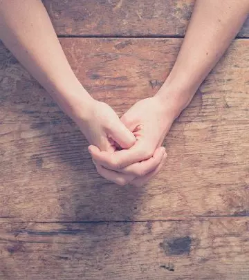 The Way You Fold Your Hands Reveals A Lot About Your Personality (2)
