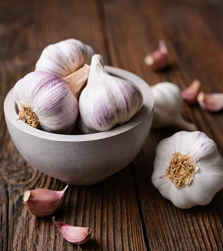 Use Garlic To Treat A Yeast Infection