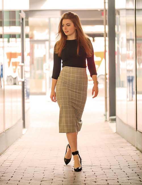 Pencil skirt hot sale outfits casual