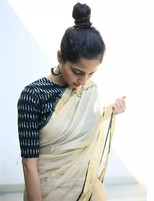 Pair your Kerala saree with a printed blouse