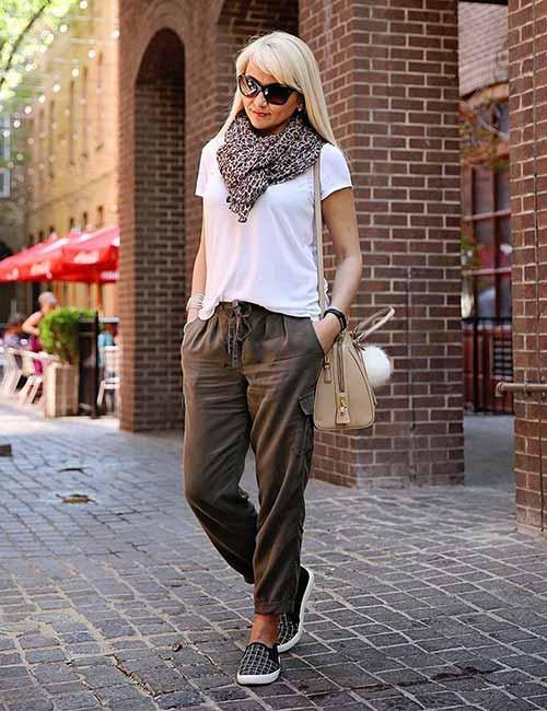 15 Olive Green Pant Outfit Ideas For Women (Comfy & Stylish)