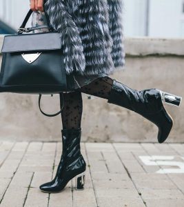 11 Best Winter Boots For Women That Keep ...
