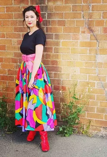 Vintage long skirt from the 80s fashion trends