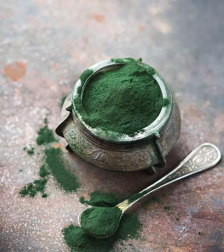 Chlorella and spirulina powder