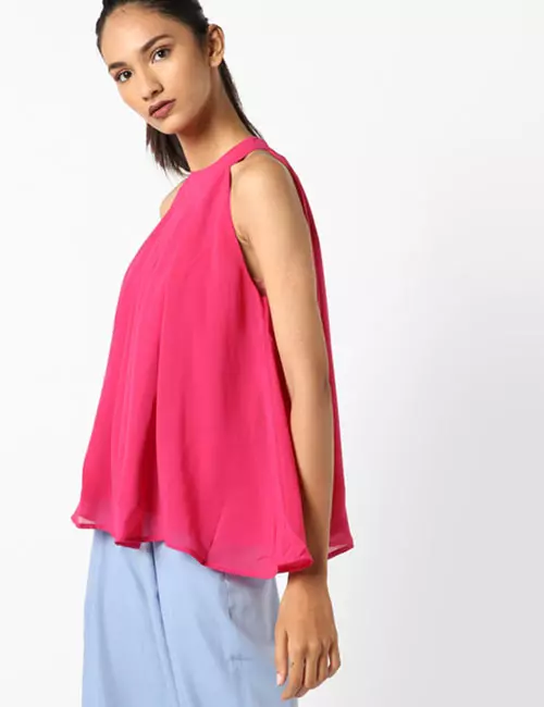 Chiffon pleated halter neck top