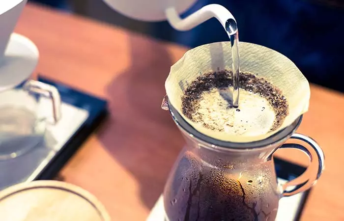 8. Use Filter Paper To Brew Coffee