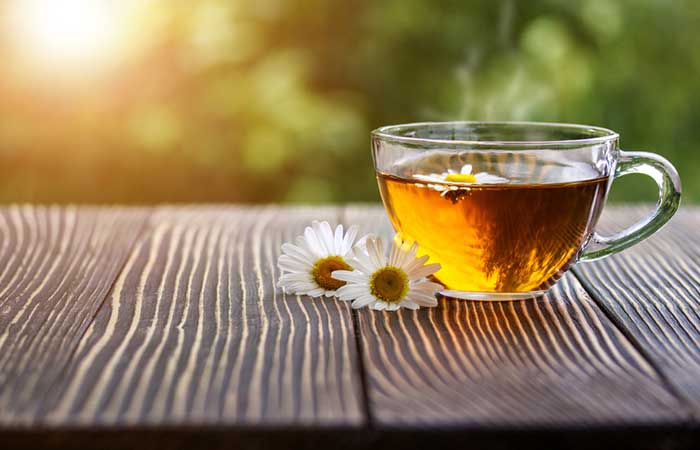 Chamomile tea helps with blood clots during period