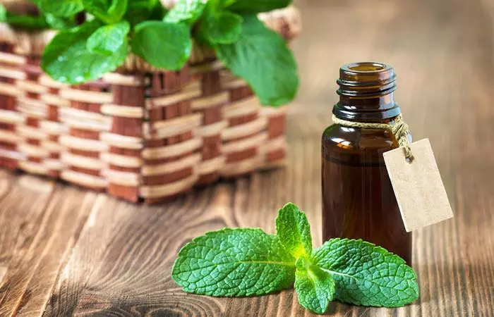 Peppermint oil can help treat skin allergies