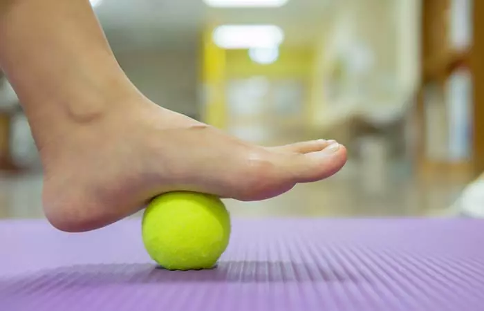 Perform An Arch Massage 