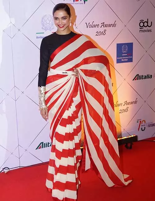 Don A Full-sleeved Blouse With Your Plain Saree 