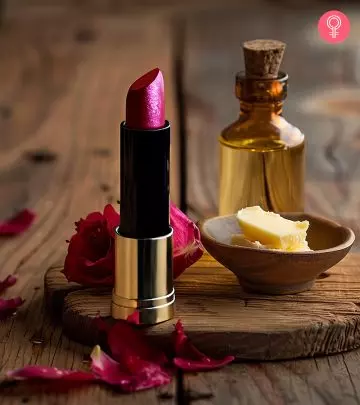 Natural ingredients, patience, and some of our tips — the perfect recipe for a DIY lipstick