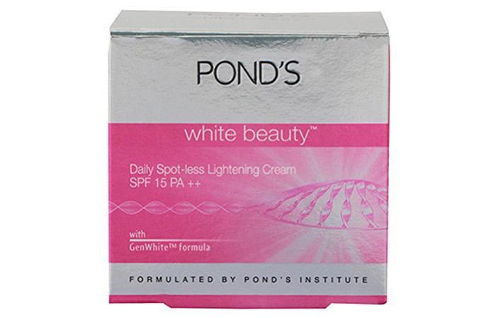 6. पॉन्ड्स वाइट ब्यूटी डेली स्पॉट-लेस लाइटेनिंग क्रीम (Pond’s White Beauty Daily Spot-Less Lightening Cream)