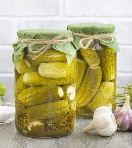 7 Superb Benefits Of Pickle Juice + How To Make It