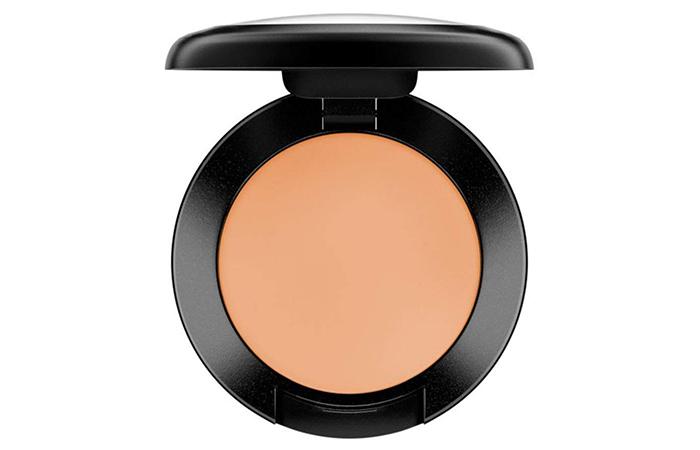 1.-MAC-Studio-Finish-SPF-35-Concealer