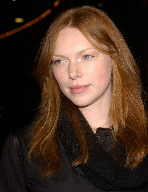 Red-haired actress Laura Prepon