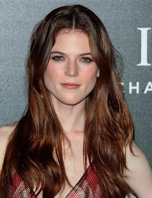 Red-haired actress Rose Leslie