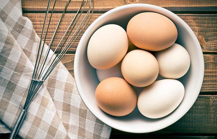 चेहरे पर चमक लाने के लिए अंडा