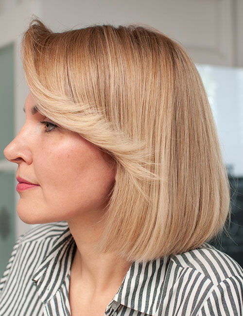 Inverted curved bob haircut for blondes